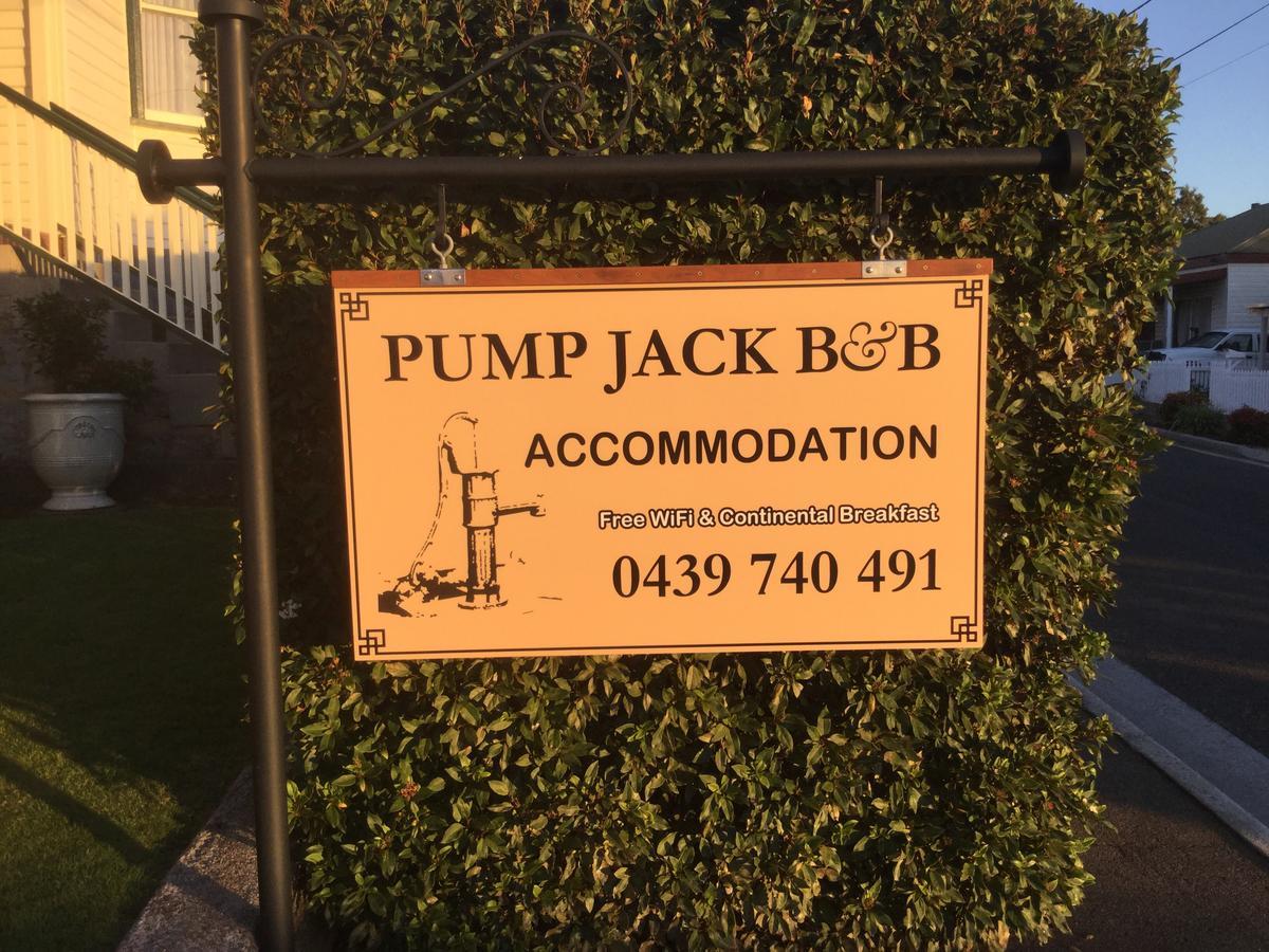 Pump Jack B&B スコッツデール エクステリア 写真